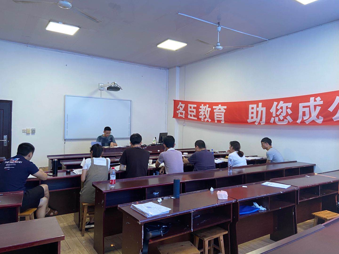 杜飞解析四川公务员（乡镇）面试题（1）